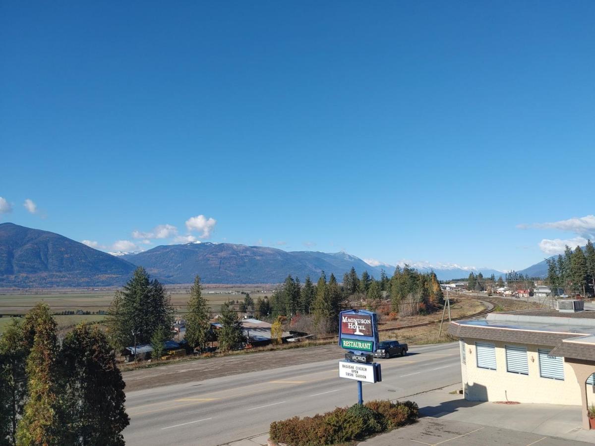 Magnuson Hotel Creston Exterior photo